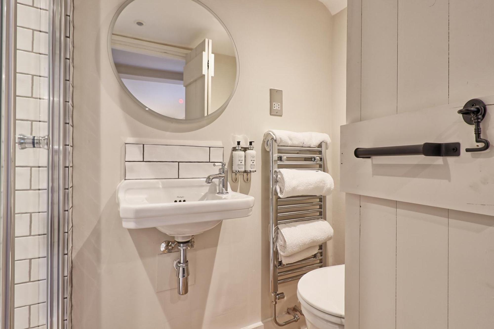 Ranfield'S Brasserie Hotel Rooms Coggeshall Esterno foto